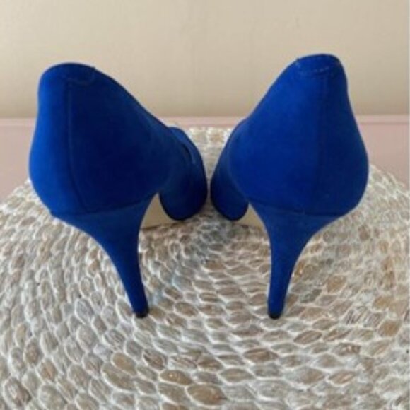 BRIGHT BLUE SUEDE HIGH HEELS WITH SILVER TOE - Picture 3 of 4